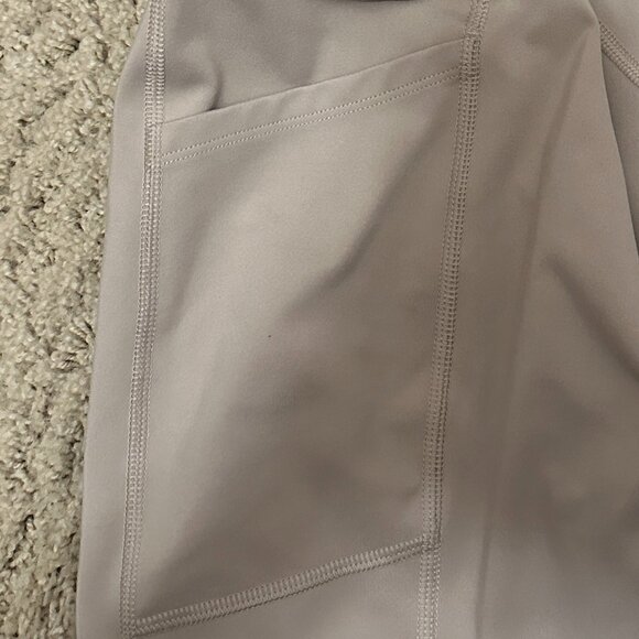 American Eagle The Everything Pocket Bike Short Size Large - Picture 3 of 5